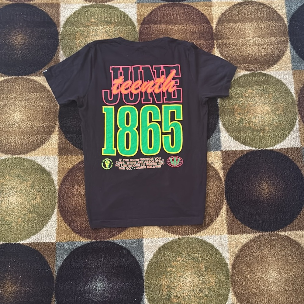 WRLDINVSN Black T-Shirt